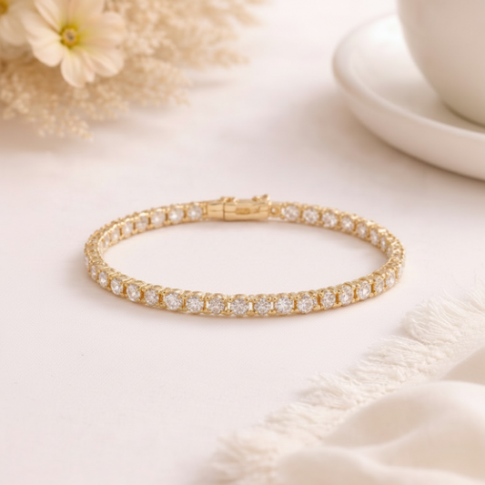 Tennisarmband aus goldenem Edelstahl